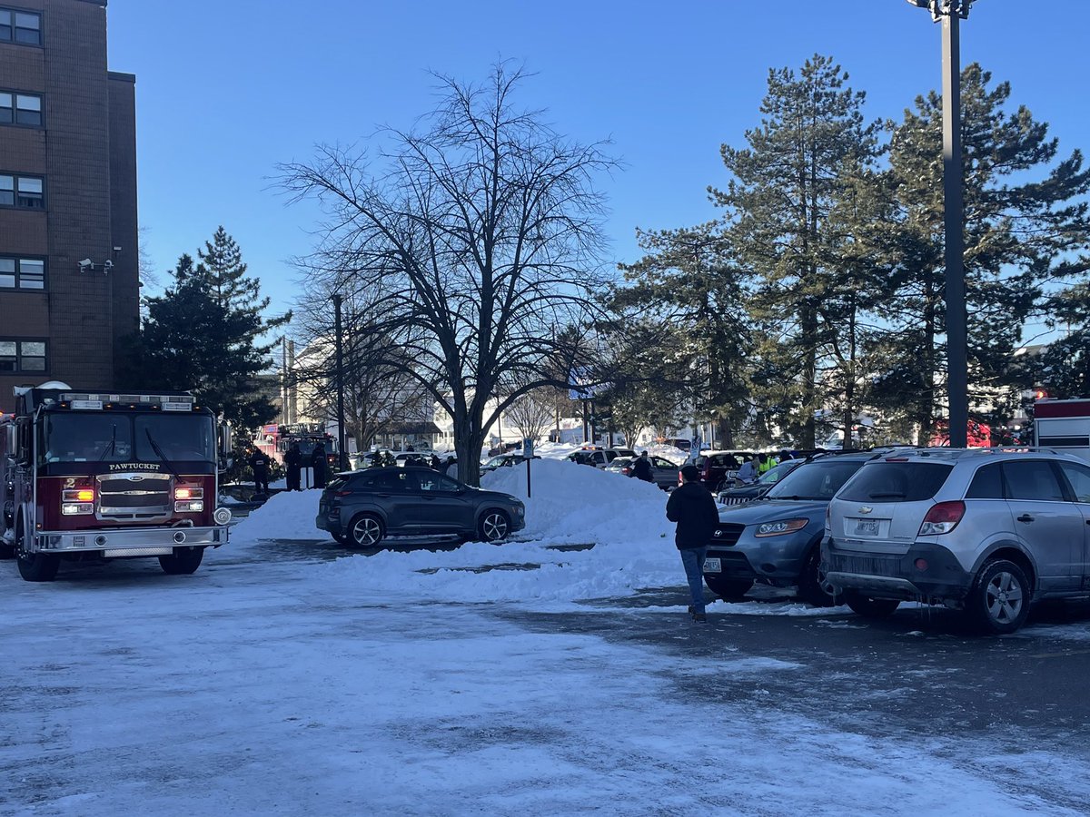 Fire breaks out at apartment building on 400 block of Lonsdale Ave. at Coats Manor in Pawtucket   Large presence of firefighters, residents evacuated   