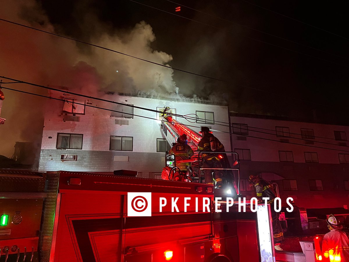 Front of the building in Newport, cos report fire on floor 2